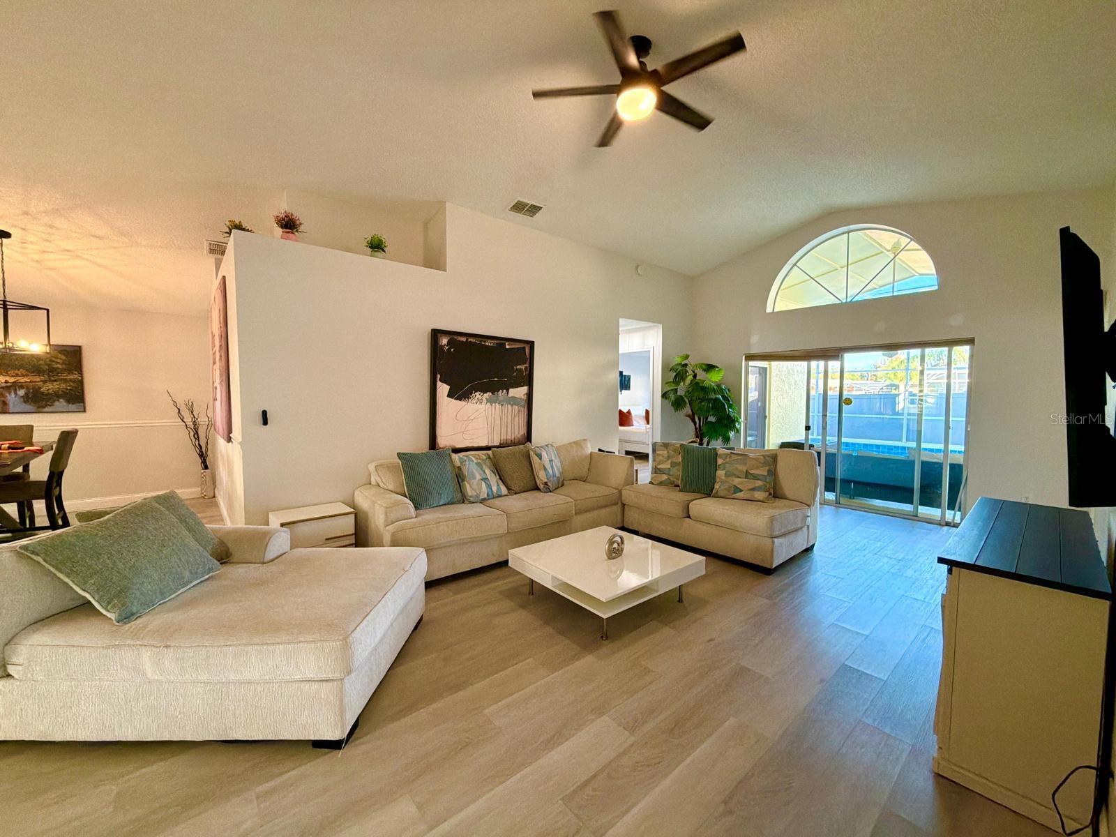 1503 CHAPMAN OAK COURT