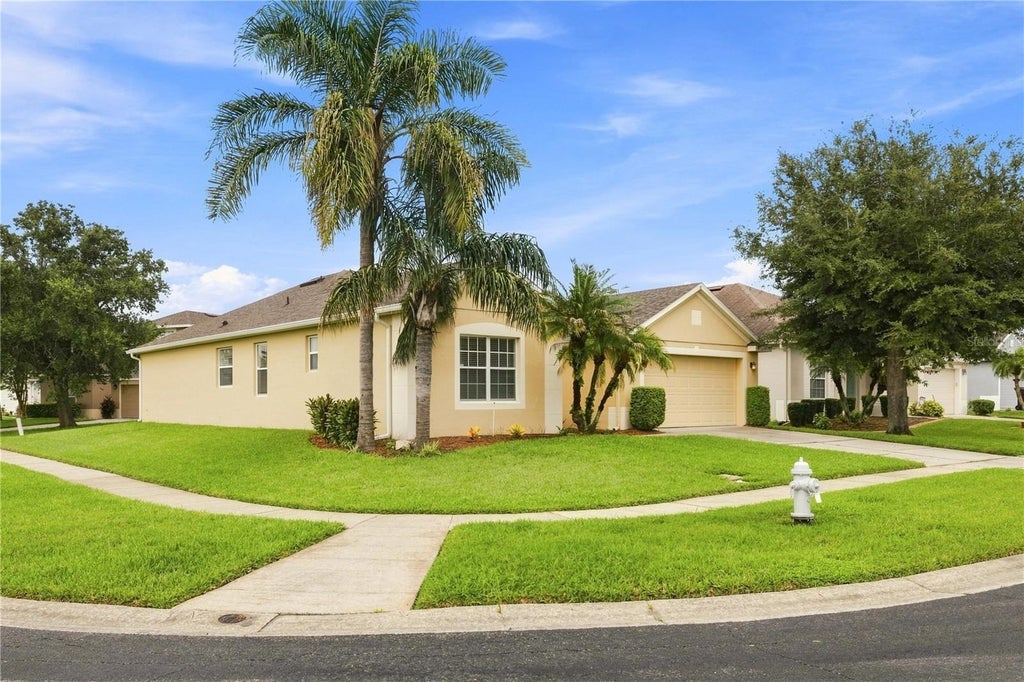 Photo of 3576 Maple Ridge Loop, Kissimmee, FL 34741 (MLS # S5156328)