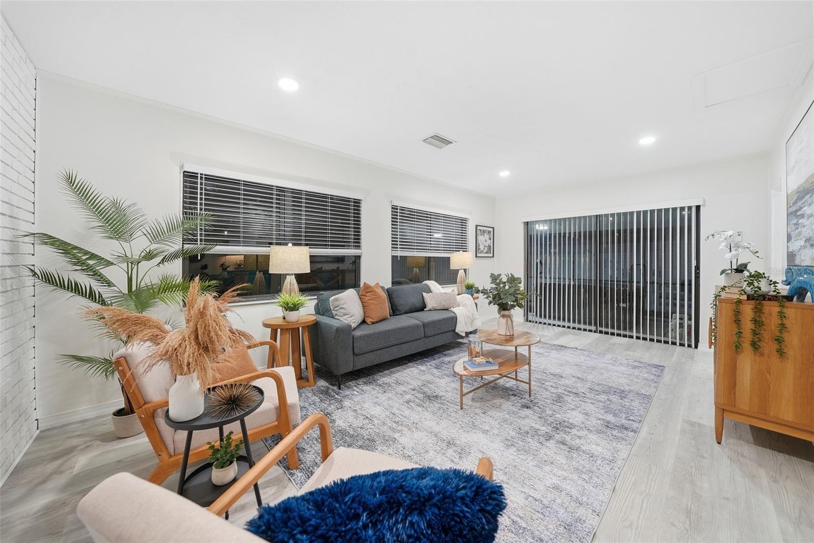 BRANDA VISTA SUB UNIT - Residential