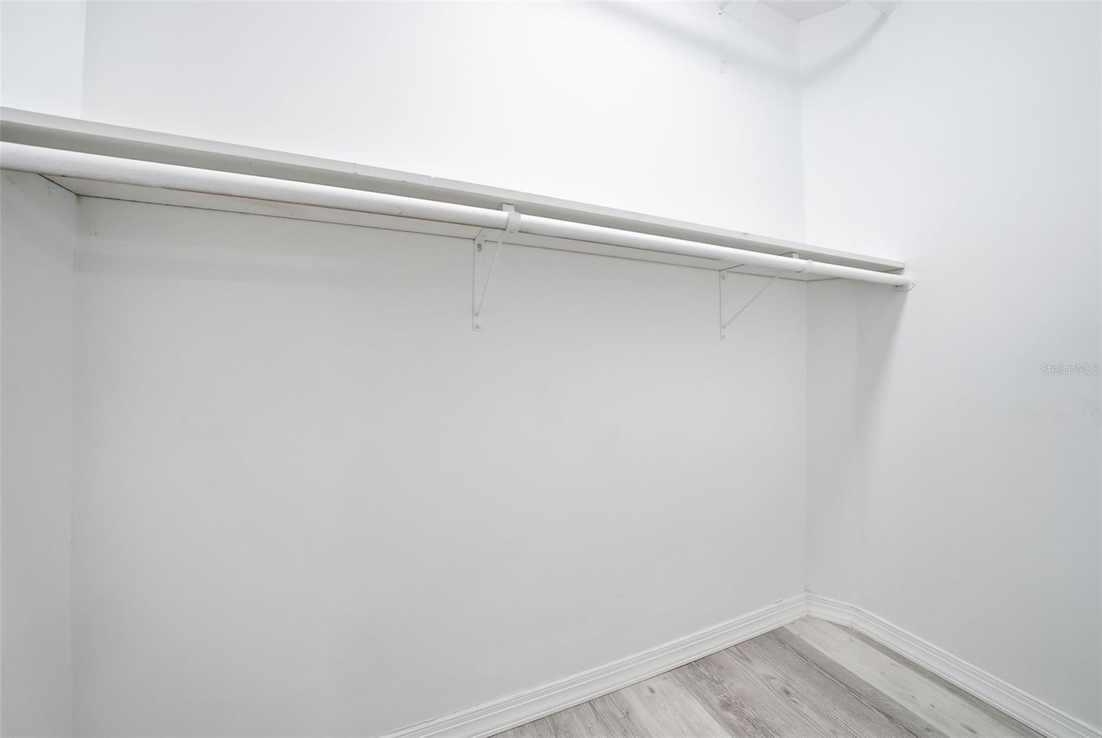 BRANDA VISTA SUB UNIT - Residential