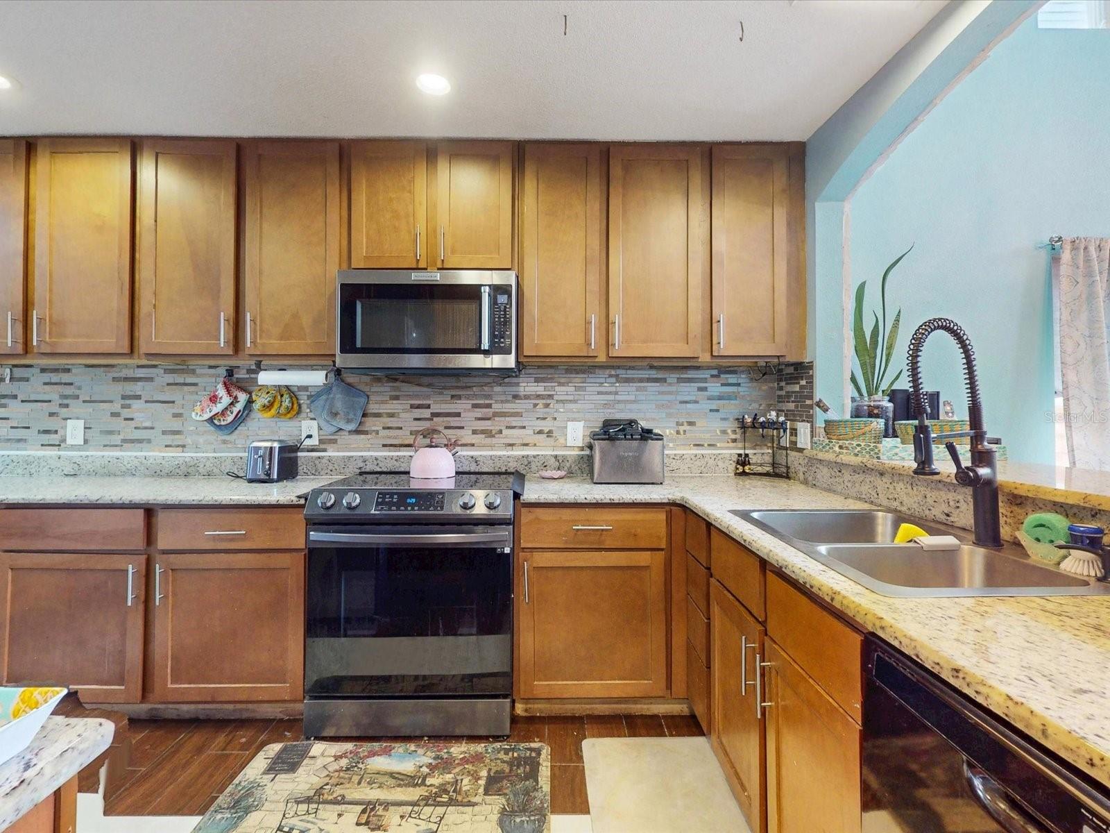 CREEKSIDE PH 01 - Residential