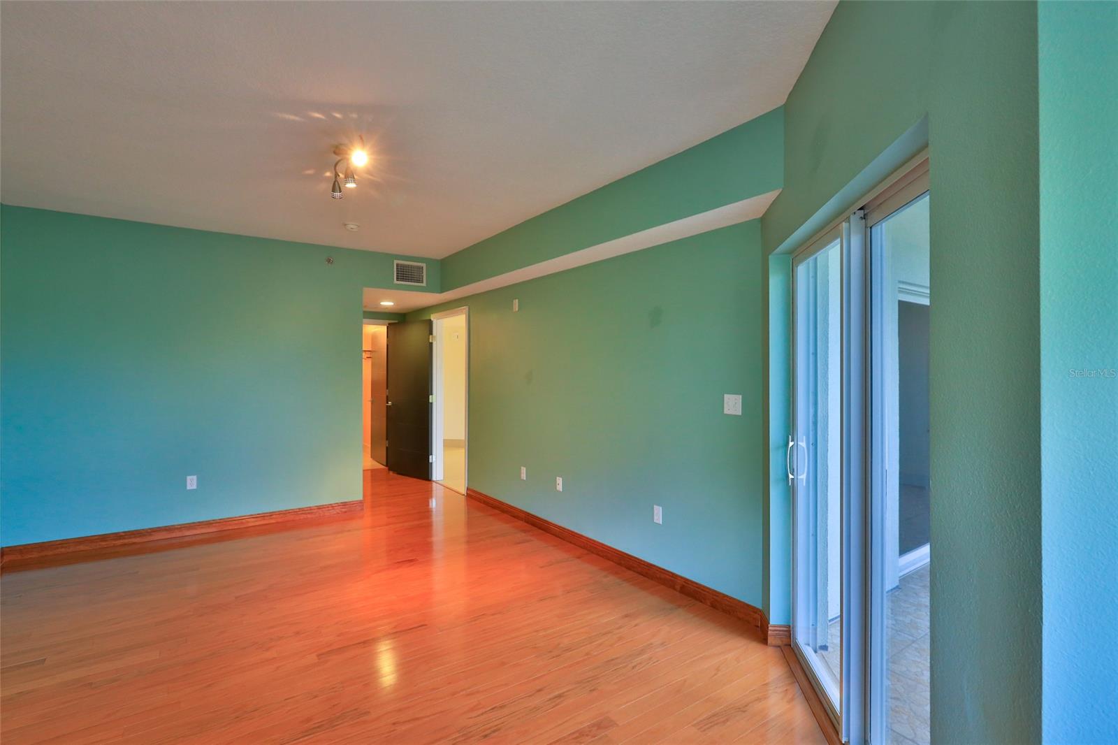 Ocean Walk/New Smyrna Bch - Residential