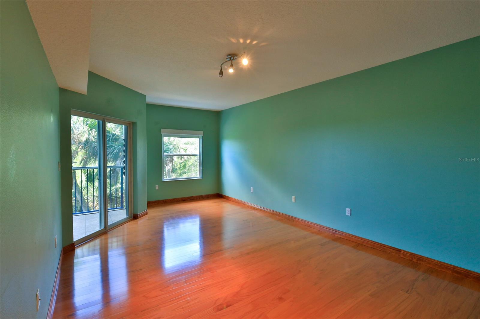 Ocean Walk/New Smyrna Bch - Residential