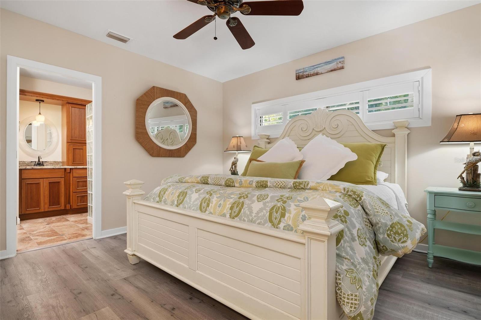 HOLMES BEACH 14TH UNIT - Residential