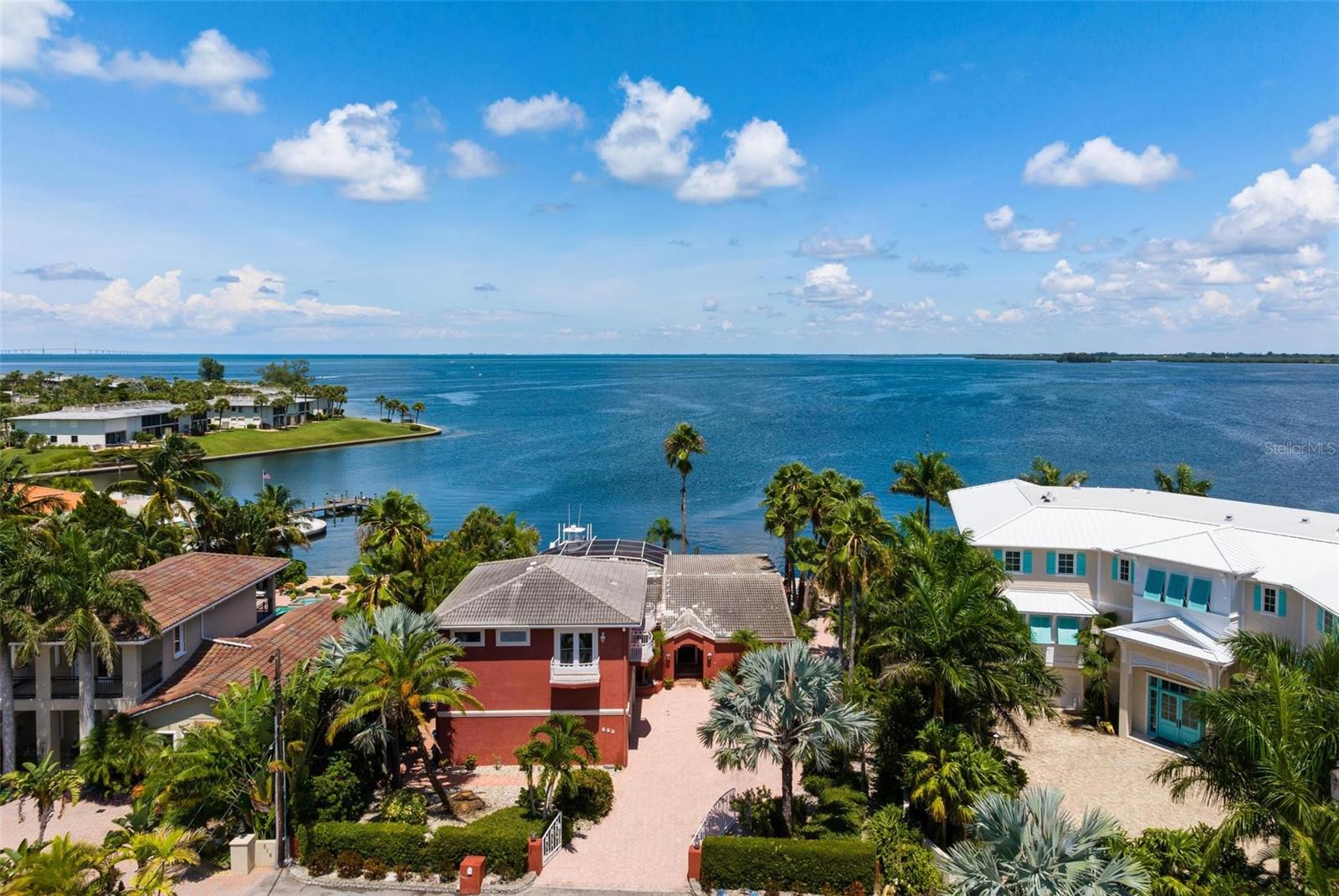 HOLMES BEACH 14TH UNIT - Residential