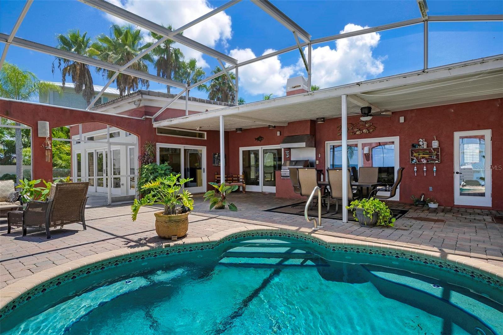 HOLMES BEACH 14TH UNIT - Residential