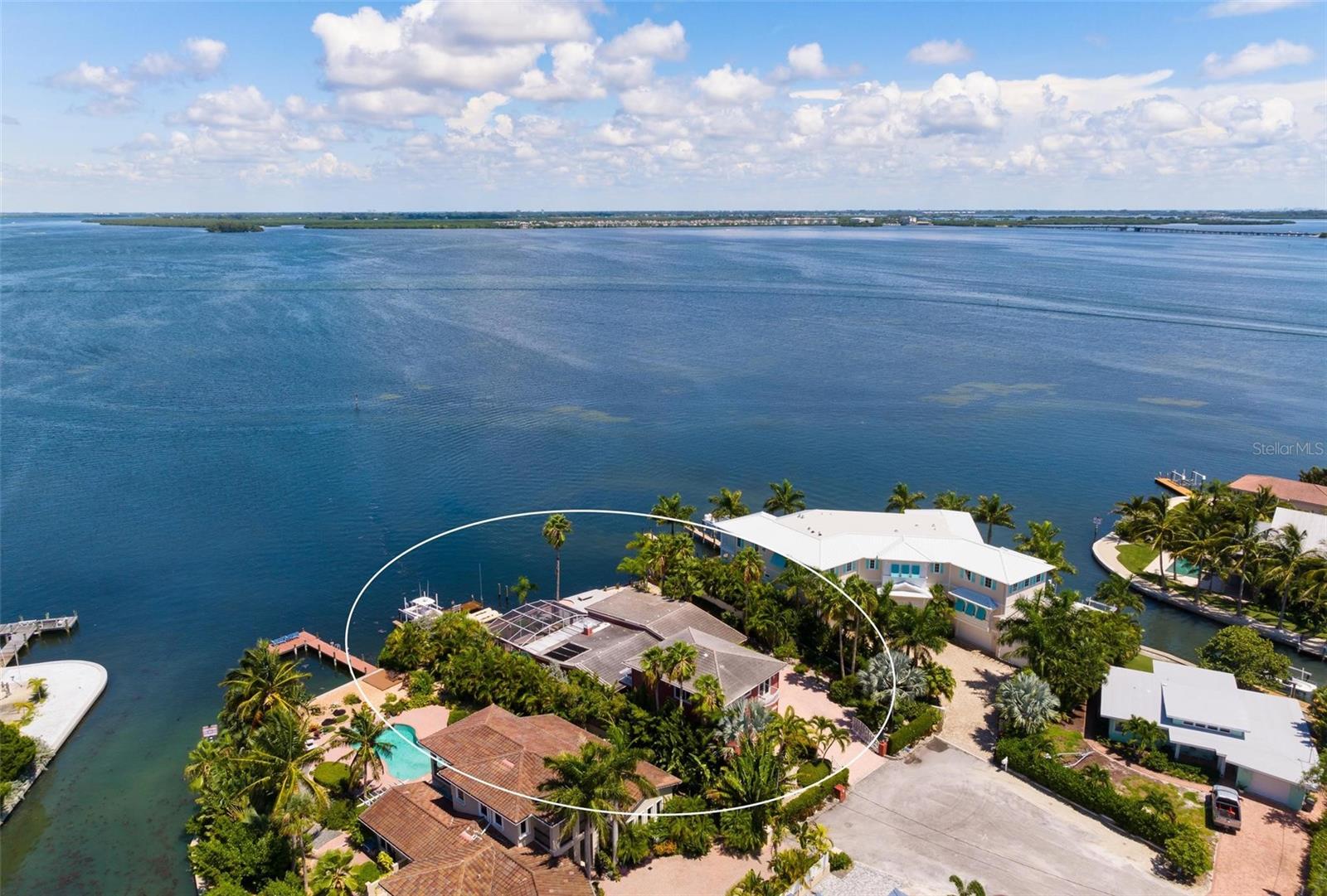 HOLMES BEACH 14TH UNIT - Residential