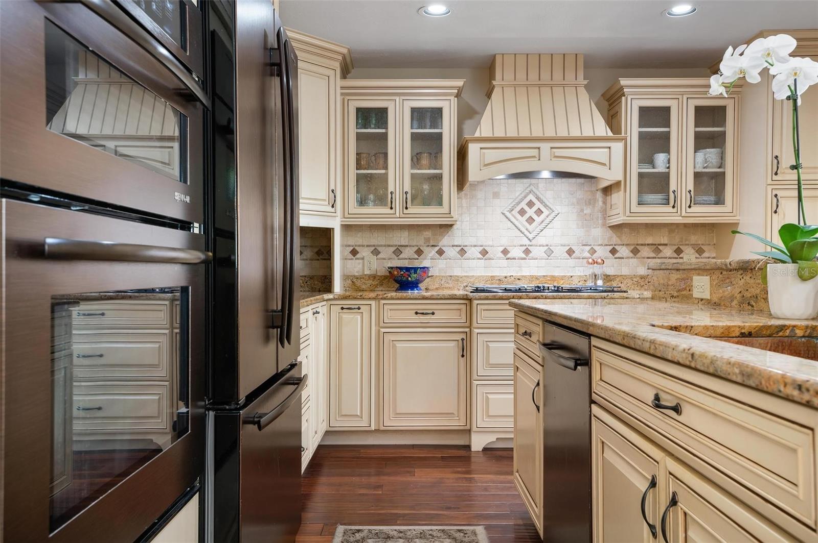 HOLMES BEACH 14TH UNIT - Residential