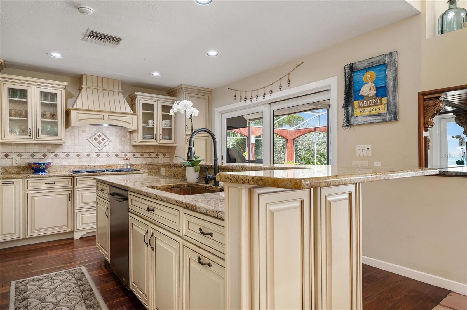 HOLMES BEACH 14TH UNIT - Residential