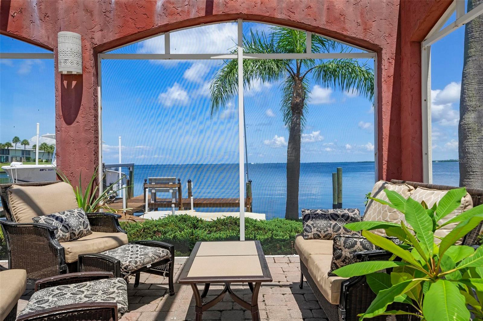 HOLMES BEACH 14TH UNIT - Residential