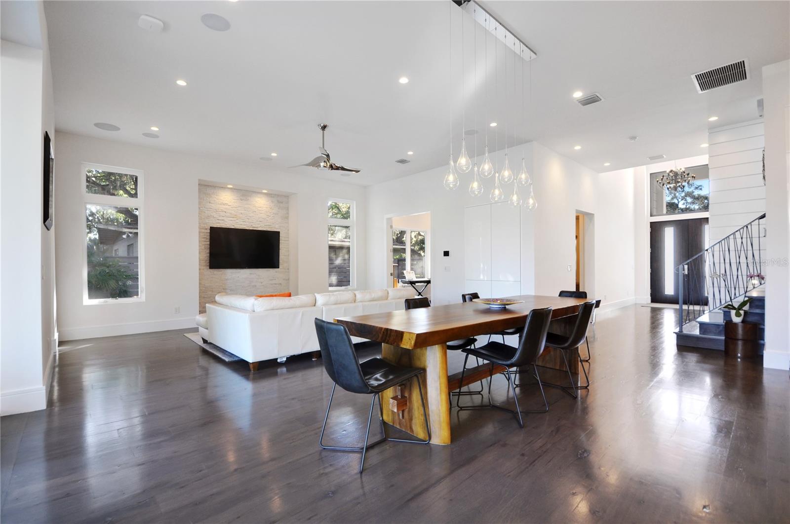 WOODBRIDGE - Residential