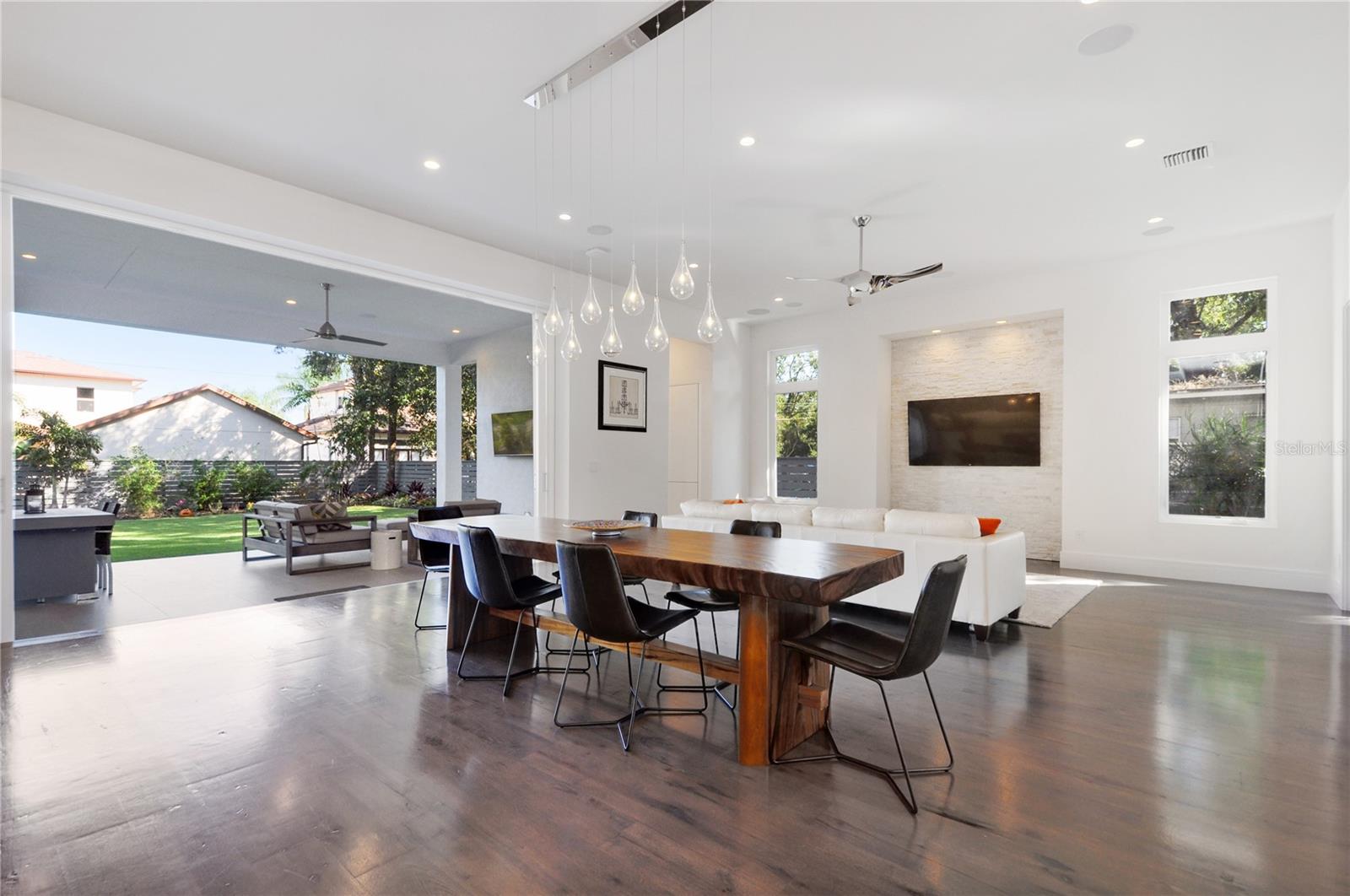 WOODBRIDGE - Residential