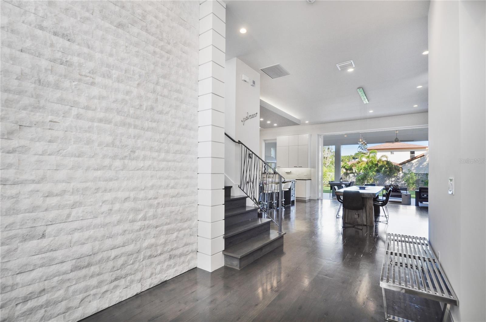 1130 MECHANIC STREET