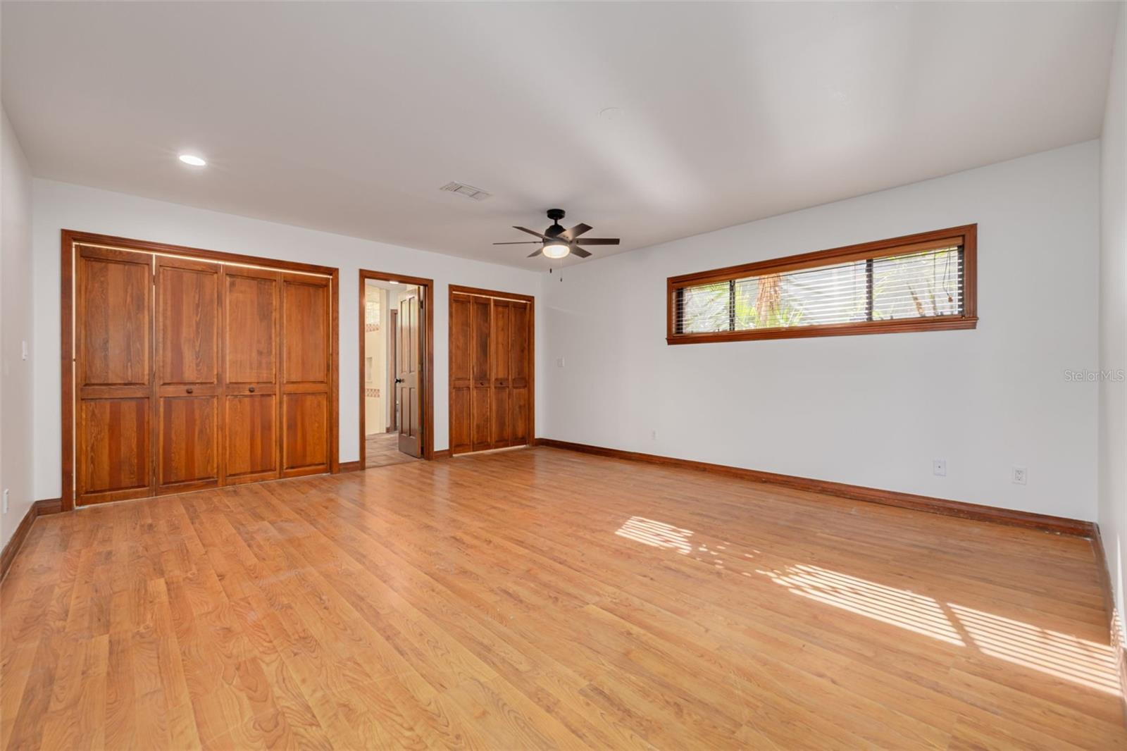 DAVIS ISLANDS PB10 PG52 TO 57 - Residential Lease