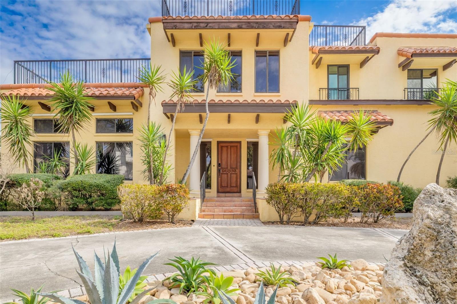 DAVIS ISLANDS PB10 PG52 TO 57 - Residential Lease