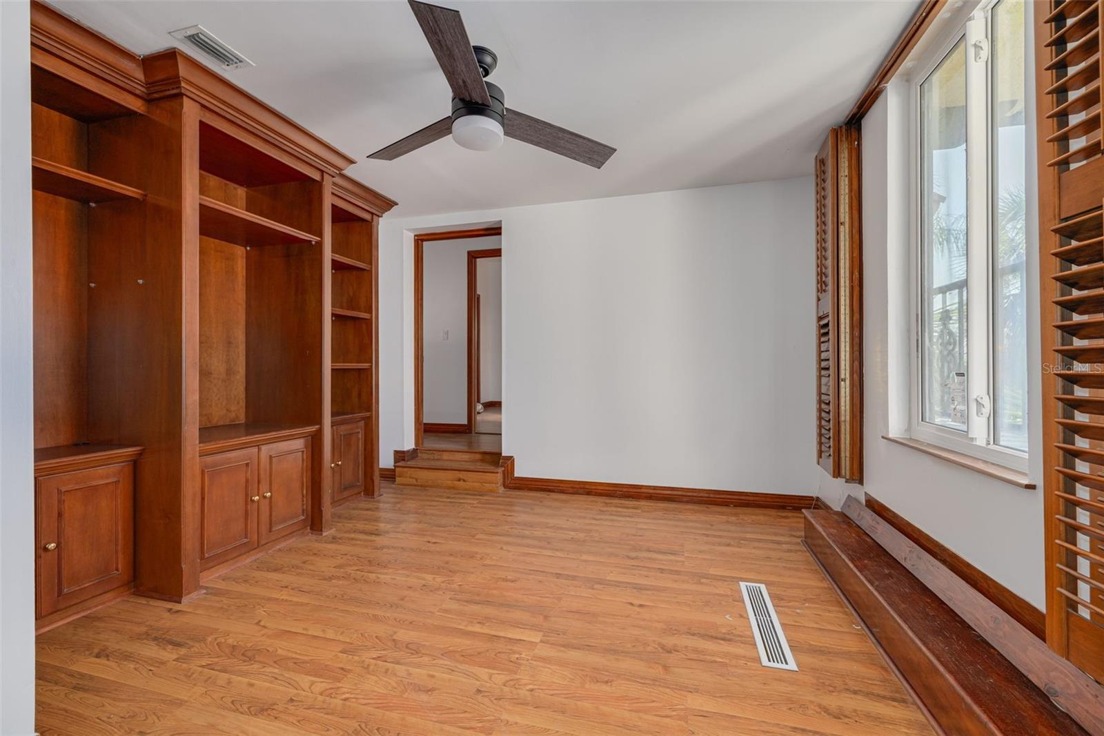 DAVIS ISLANDS PB10 PG52 TO 57 - Residential Lease