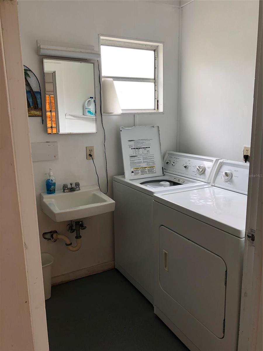 Thoburns New Smyrna Beach - Residential