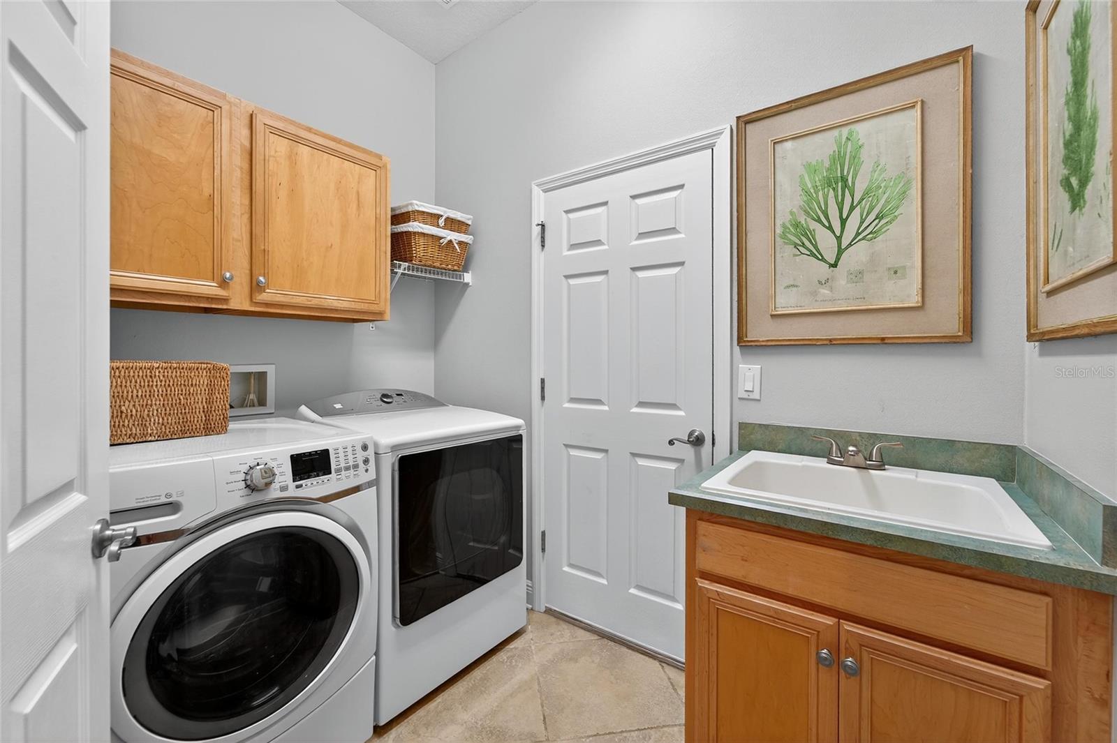 FISHHAWK RANCH PH 2 PRCL - Residential