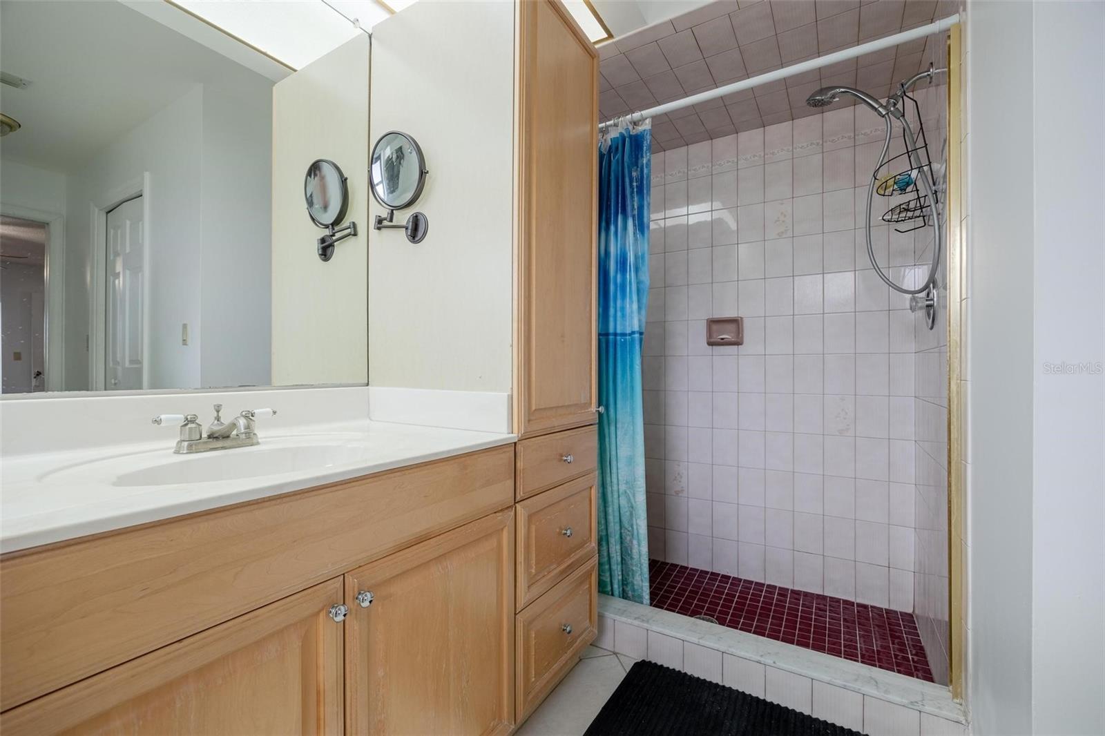 WATERWAY ESTS/FT MYERS - Residential