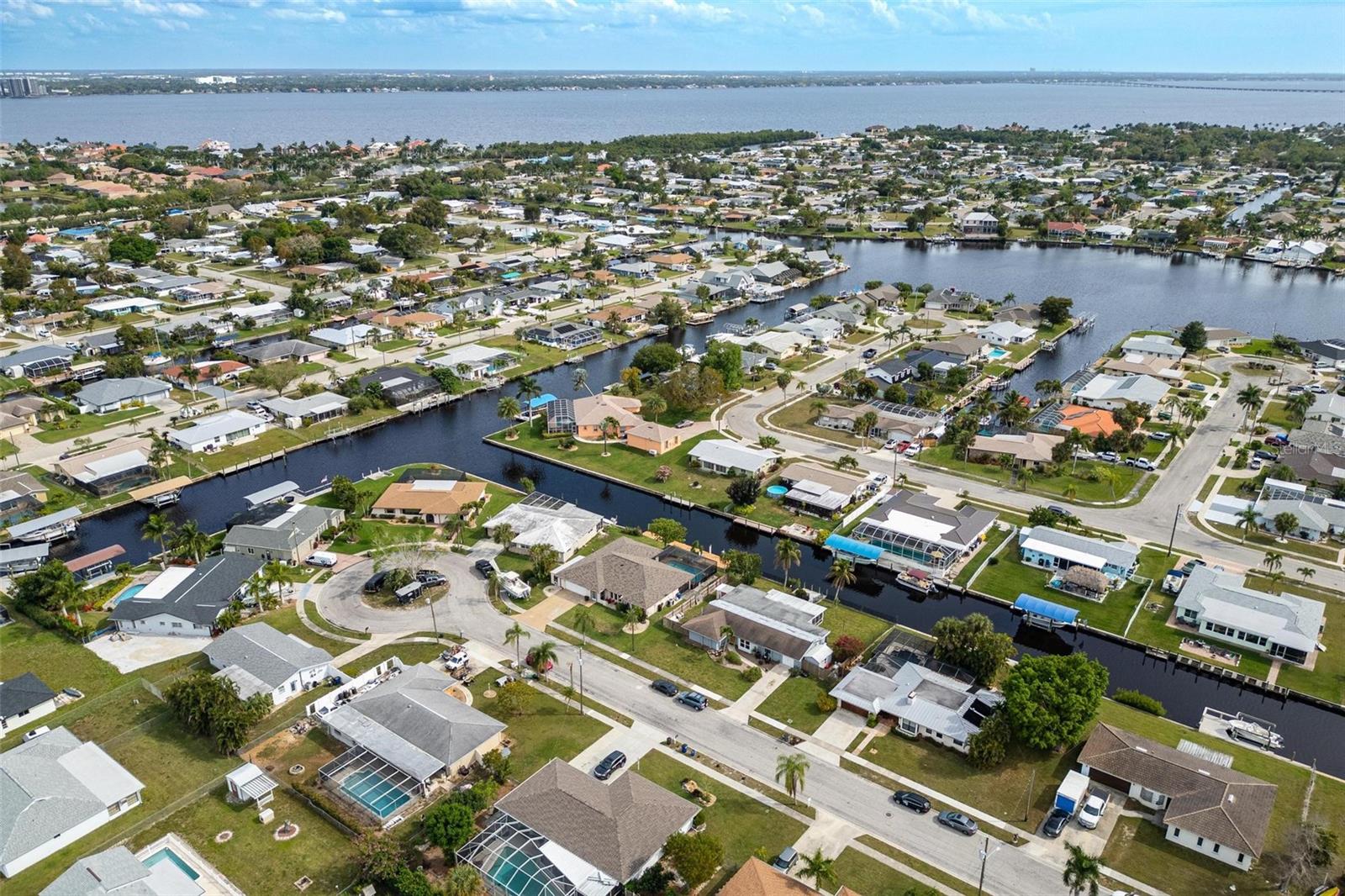 WATERWAY ESTS/FT MYERS - Residential