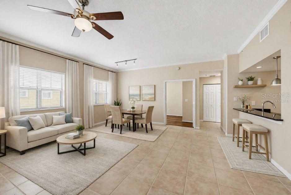 BROADWAY PROMENADE - Residential