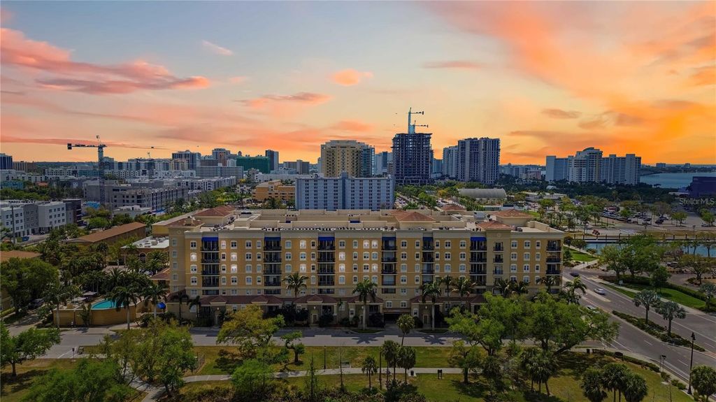 Photo of 1064 N Tamiami Trail #1406, Sarasota, FL 34236 (MLS # A4687760)