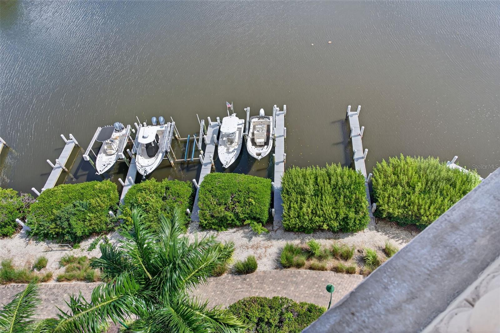 PHILLIPPI LANDINGS - Residential