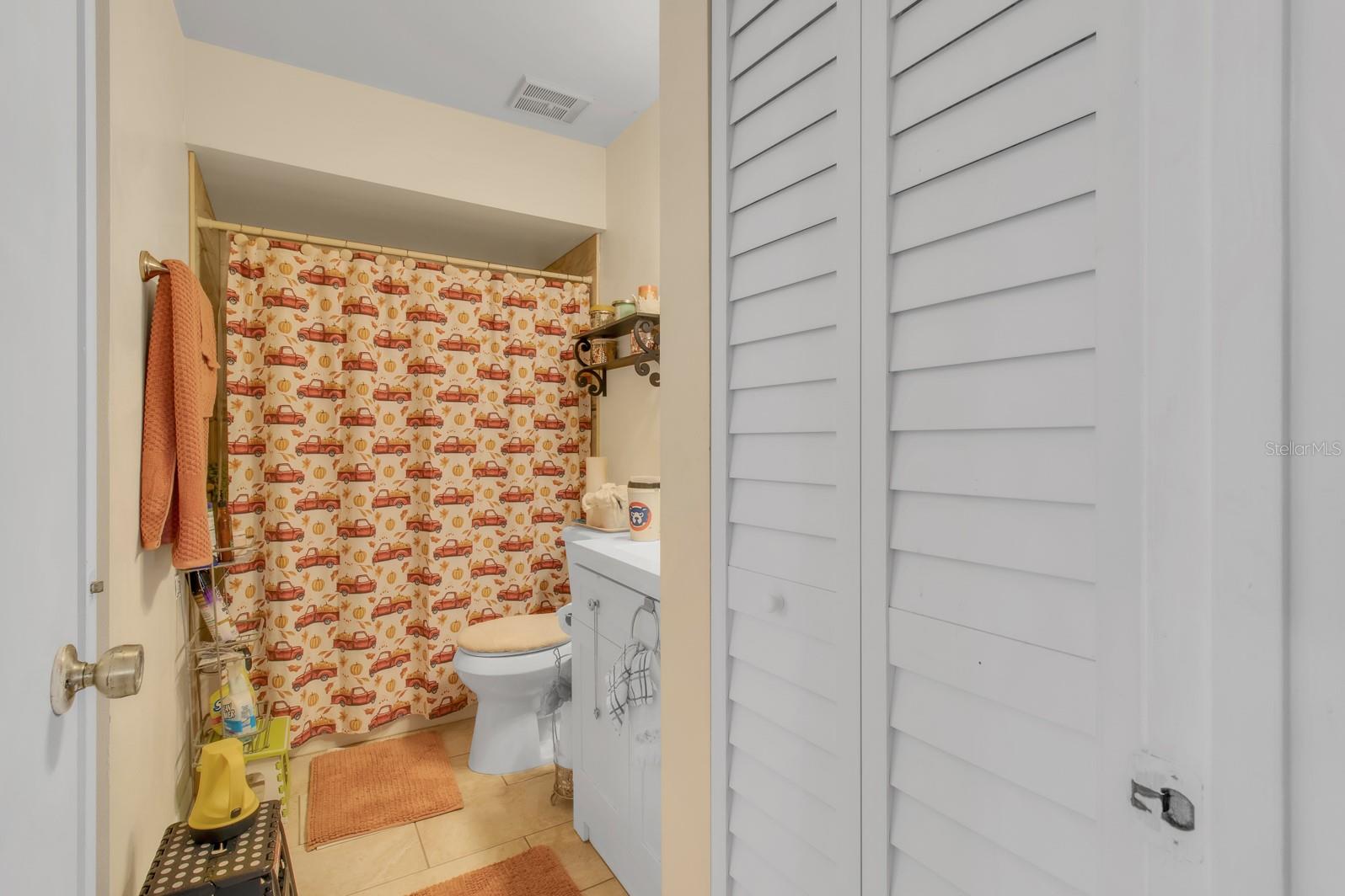 PINE SHADOWS CONDOMINIUM - Residential