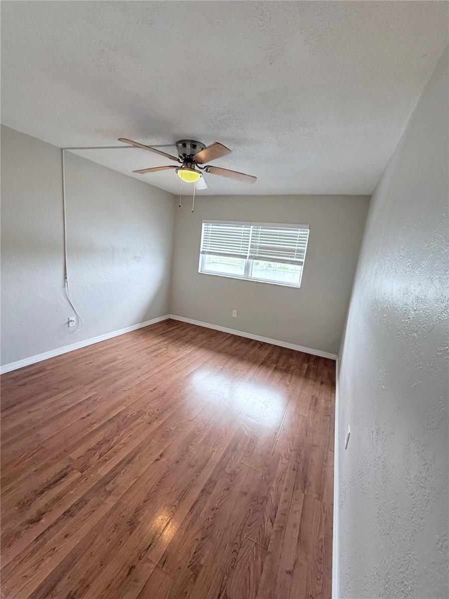 CAPRI ISLE SUB - Residential Lease