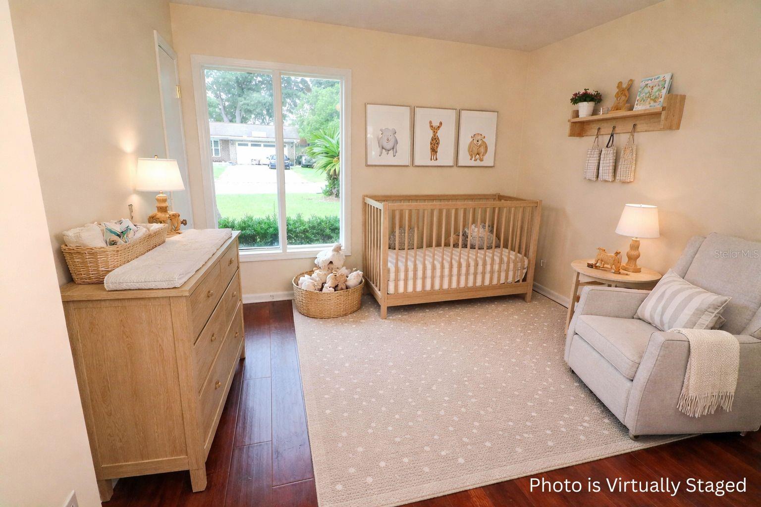 LAKESIDE ESTATES - Residential