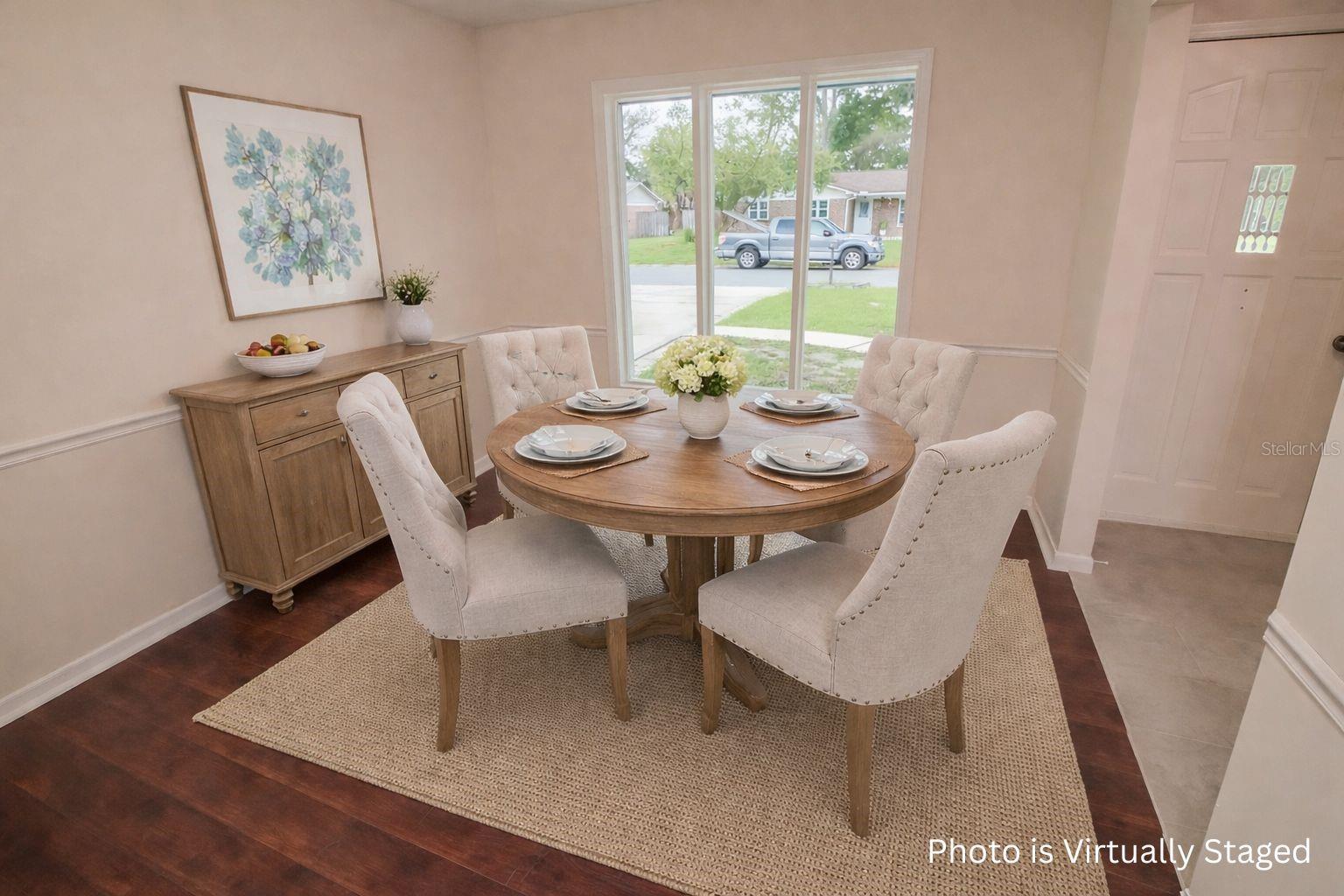 LAKESIDE ESTATES - Residential