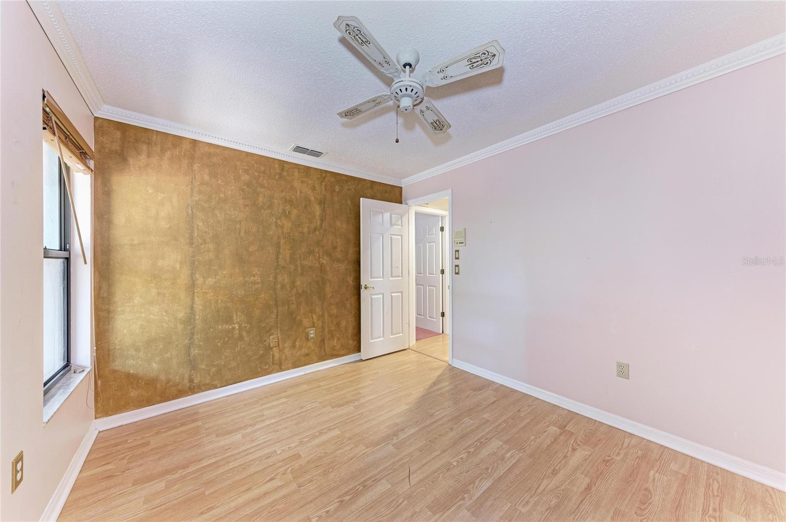 WOODLAND PARK - Residential