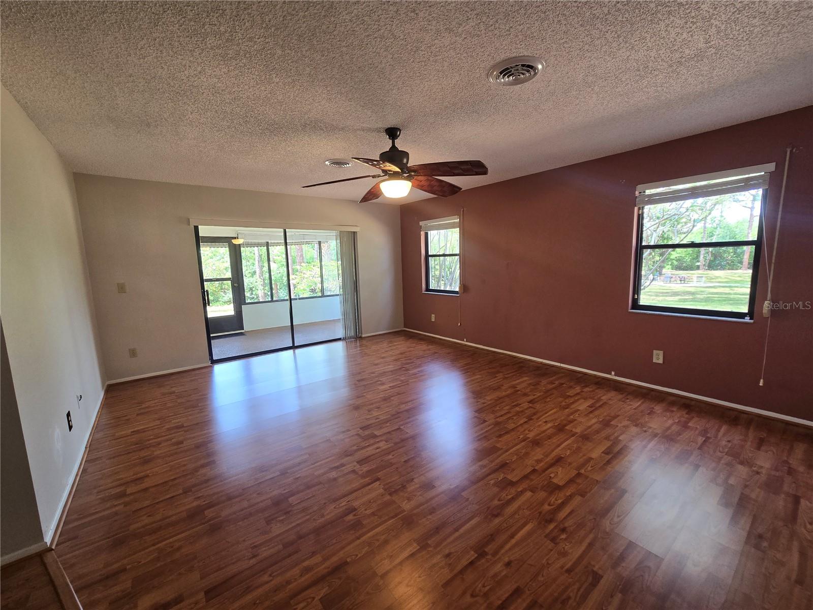 TERRACE PARK OF FIVE TOWNS - Residential