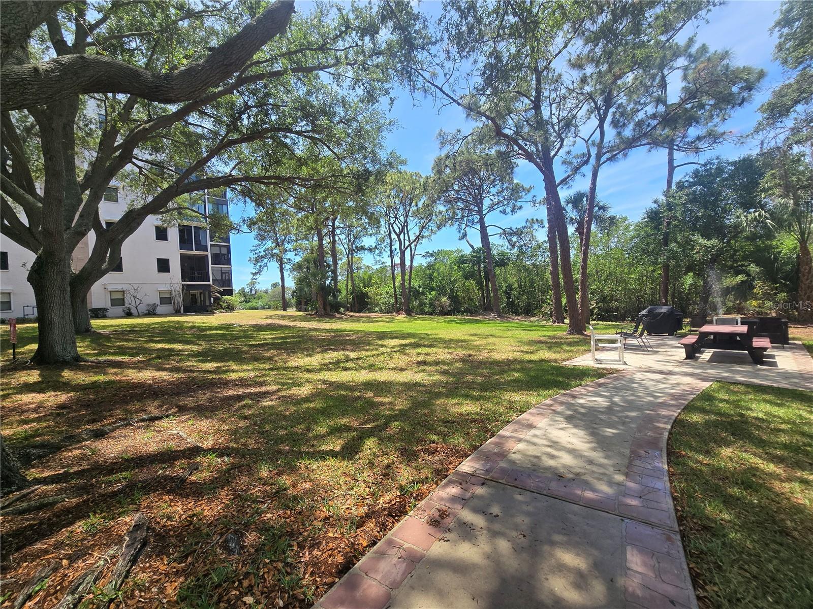 TERRACE PARK OF FIVE TOWNS - Residential