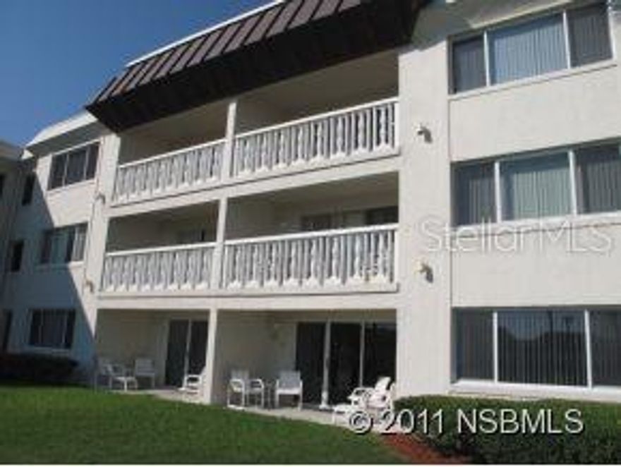 Nice furnished Ground floor 1 bedroom close to ocean's edge WITH A walk-out Porch. ;LocationDescription: Condo ;Water: City