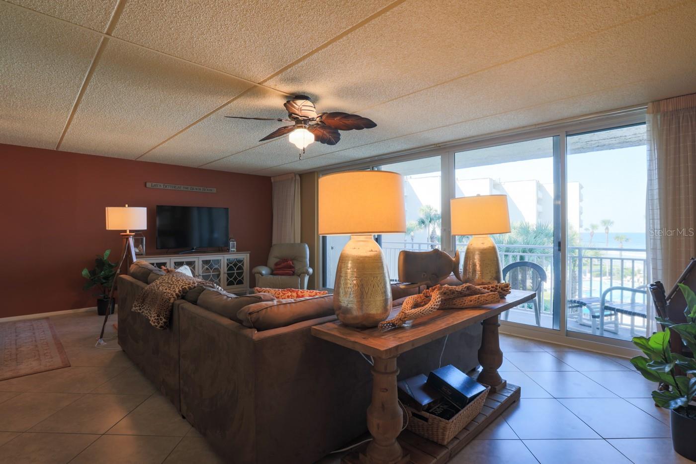 Pelican - Residential