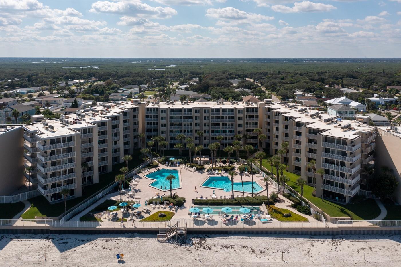 Pelican - Residential