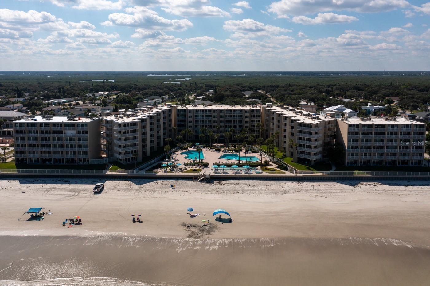 Pelican - Residential