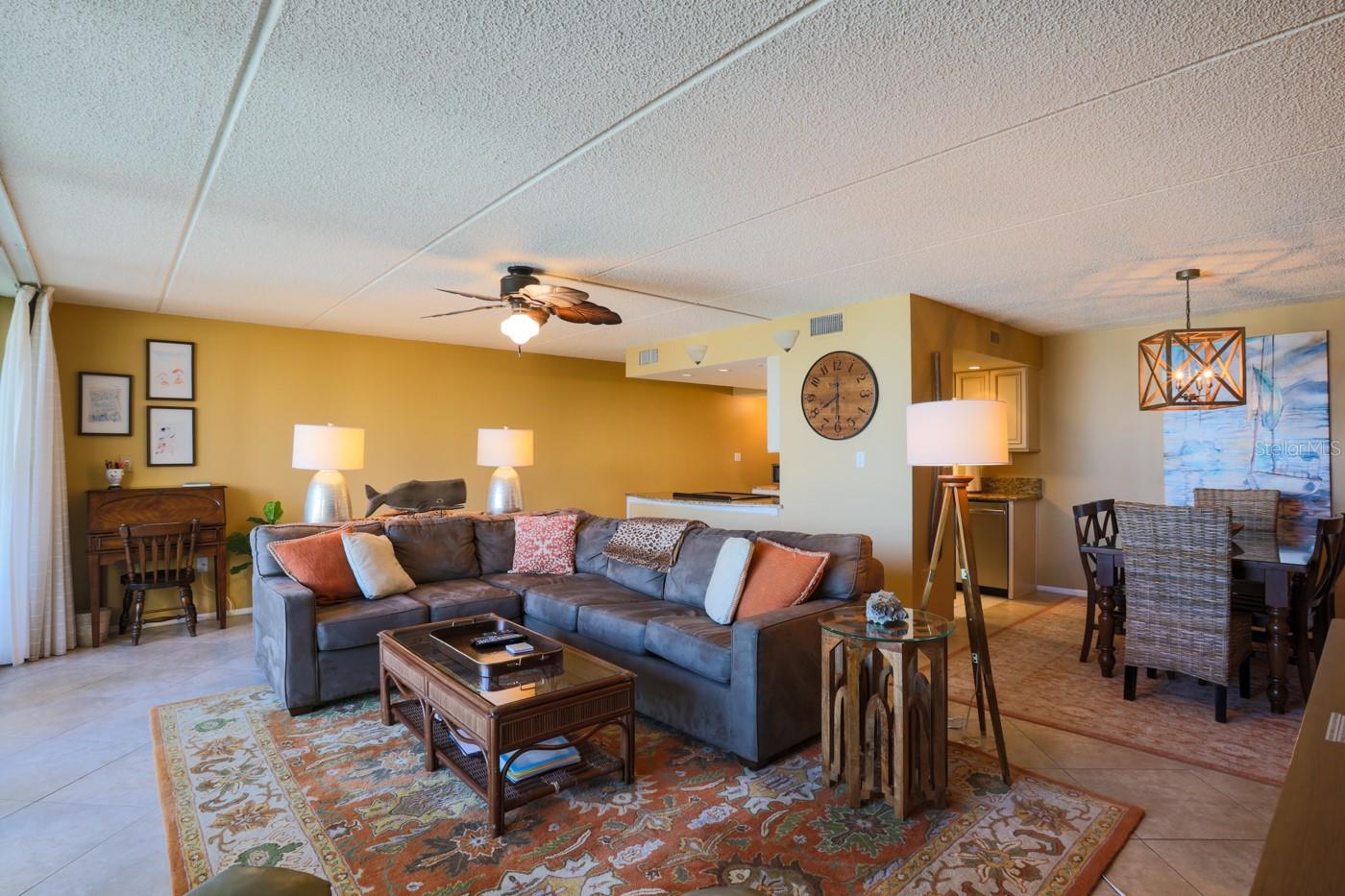 Pelican - Residential