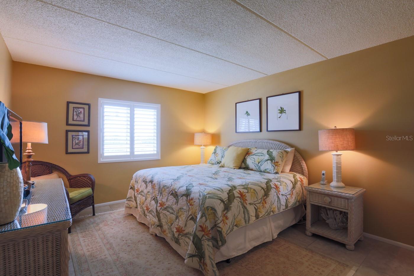 Pelican - Residential