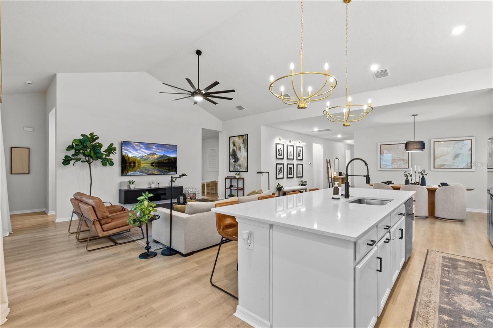 31557 WESTBURY ESTATES AVENUE