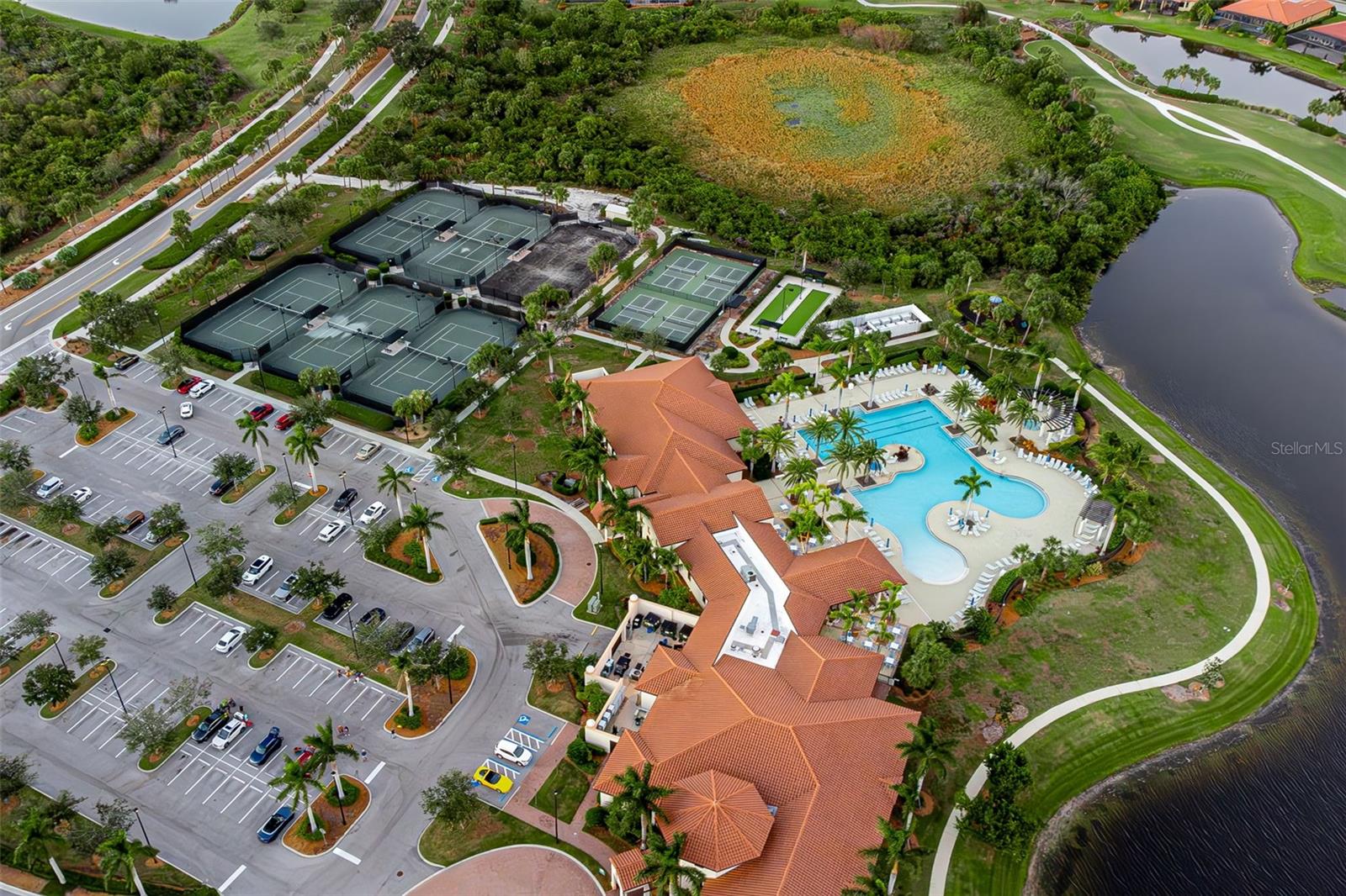 SARASOTA NATIONAL - Residential