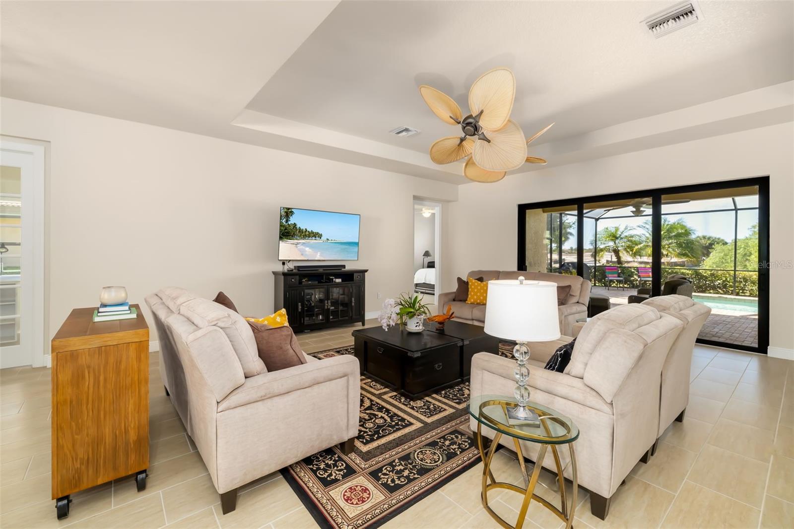 SARASOTA NATIONAL - Residential