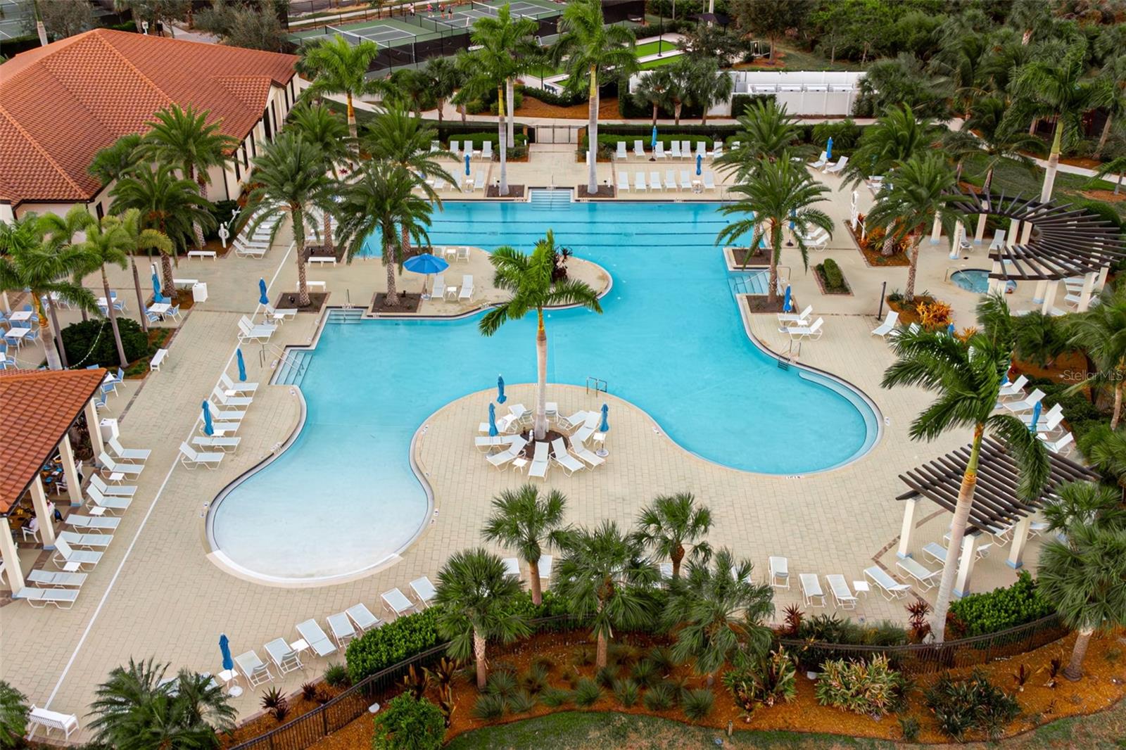 SARASOTA NATIONAL - Residential