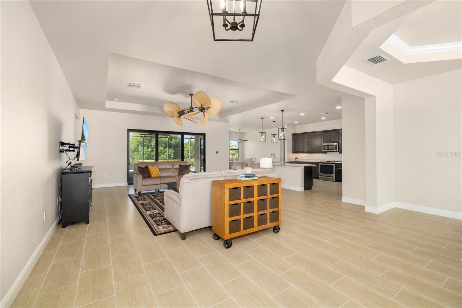SARASOTA NATIONAL - Residential