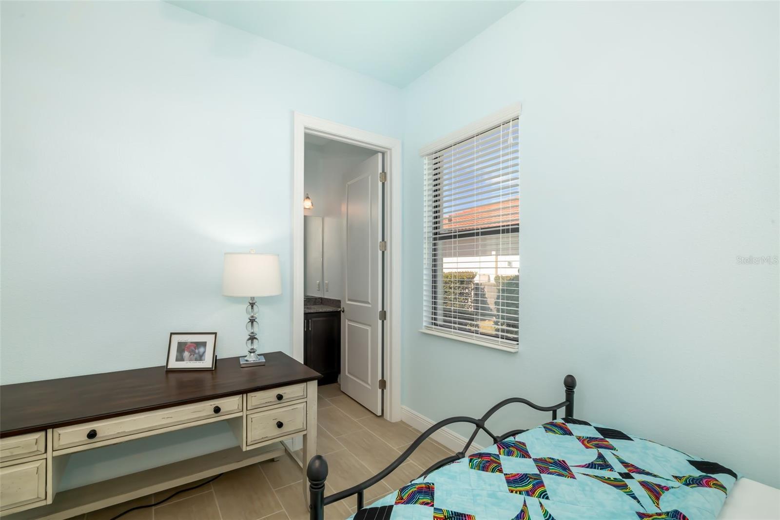 SARASOTA NATIONAL - Residential