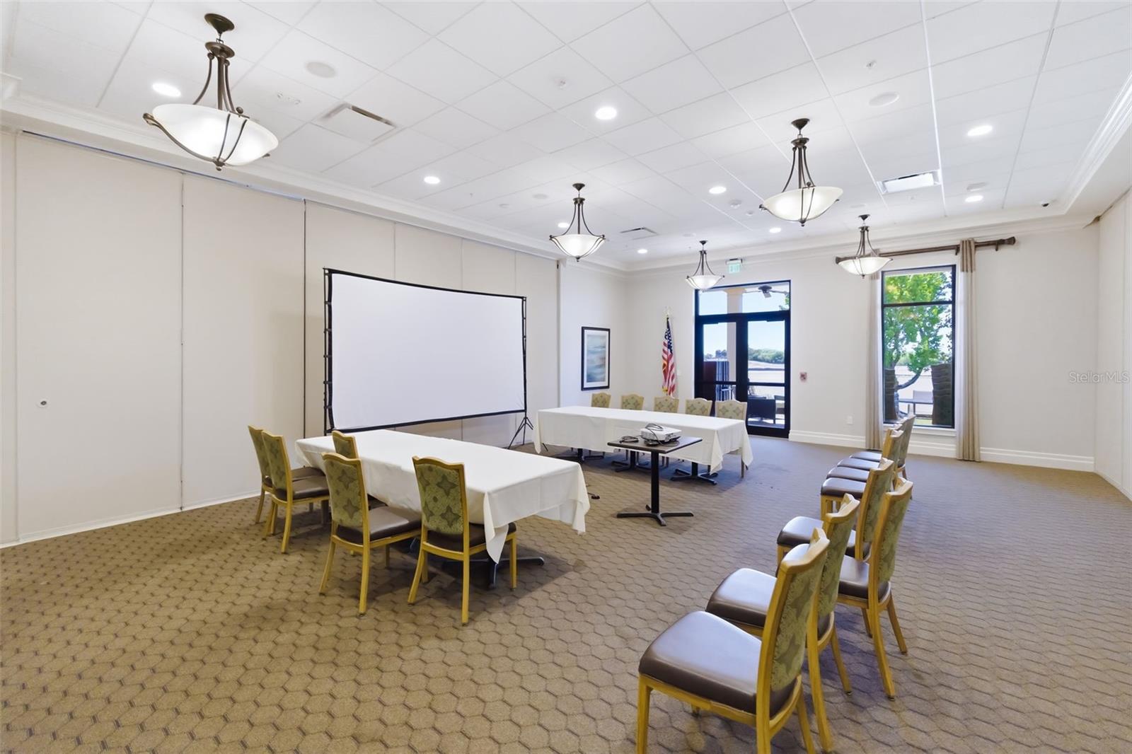 SARASOTA NATIONAL - Residential