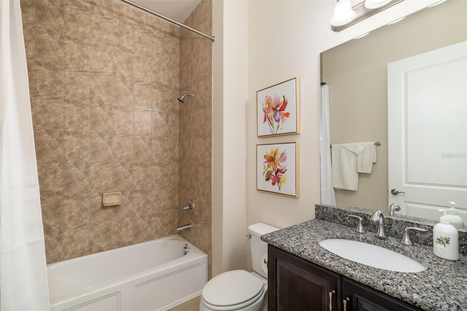 SARASOTA NATIONAL - Residential