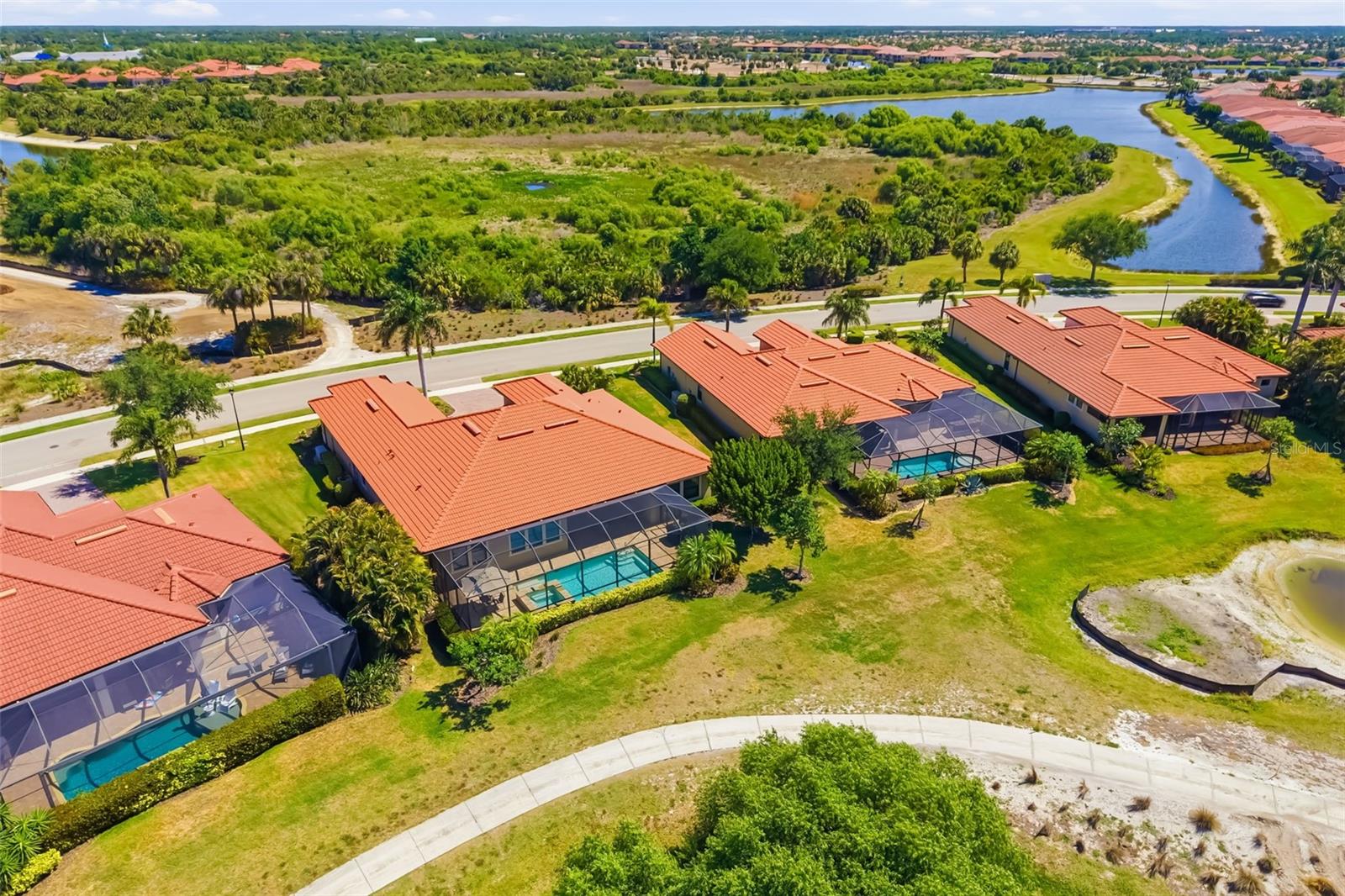 SARASOTA NATIONAL - Residential