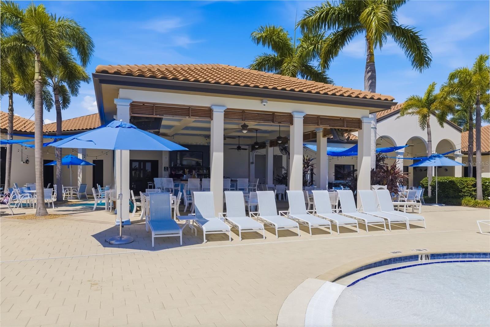 SARASOTA NATIONAL - Residential